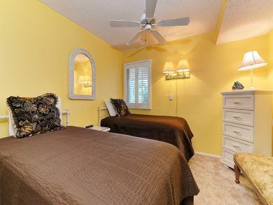 Twin Bedroom