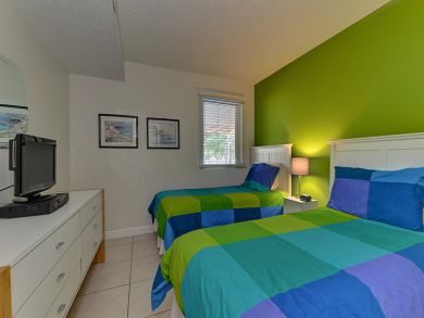 Second Bedroom has Twin Beds Second Bedroom has Twin Beds
