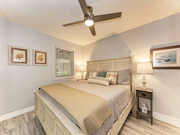 Beachfront full Gulf View Longboat Key Vacation Rental