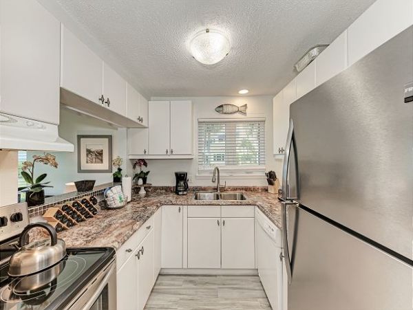 Beachfront full Gulf View Longboat Key Vacation Rental