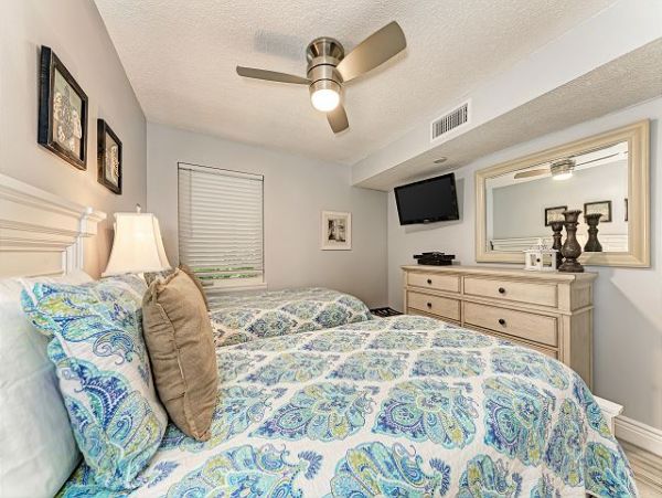 Beachfront full Gulf View Longboat Key Vacation Rental