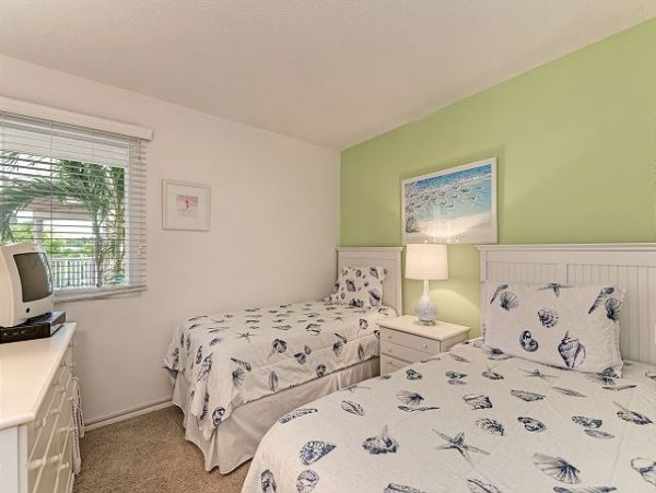 On Beach Longboat Key Vacation Condo Two Bedrooms
