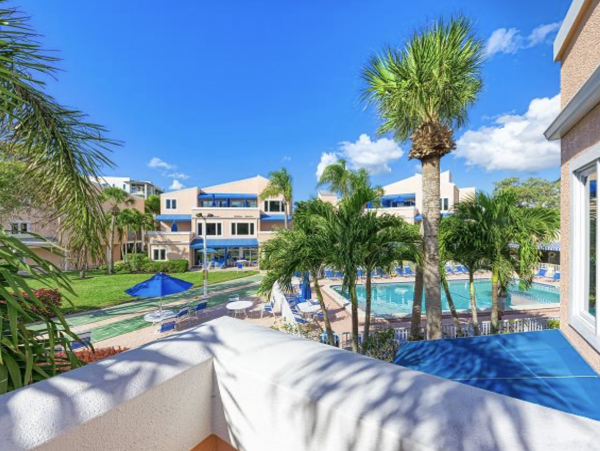Longboat Key Vacation Beach Condo Two Bedrooms Sleeps 6