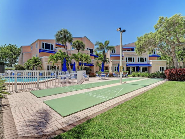 Longboat Key Vacation Beach Condo Two Bedrooms Sleeps 6