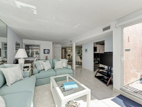Longboat Key Vacation Beach Condo Two Bedrooms Sleeps 6