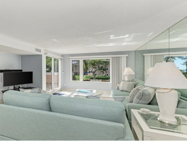 Longboat Key Vacation Beach Condo Two Bedrooms Sleeps 6