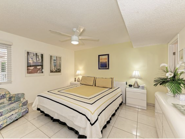 Longboat Key Vacation Beach Condo Two Bedrooms Sleeps 6