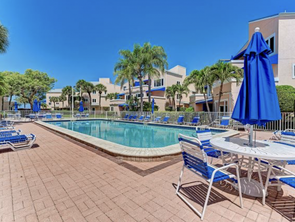 Longboat Key Vacation Beach Condo Two Bedrooms Sleeps 6