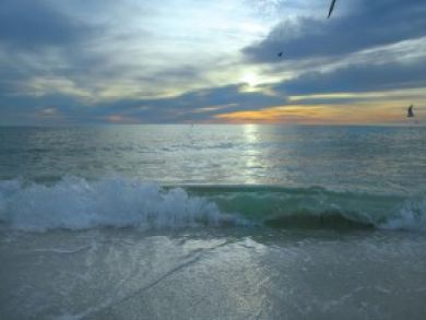 Bradenton Beach Vacation Home Sleeps Seven Guests