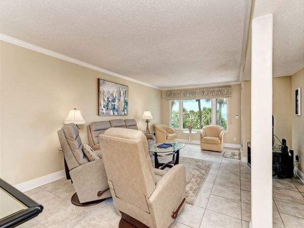 Spectacular views and open air lanai