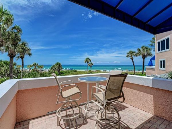 Spectacular views and open air lanai