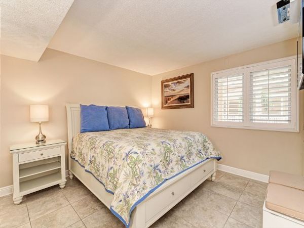 Spectacular views and open air lanai