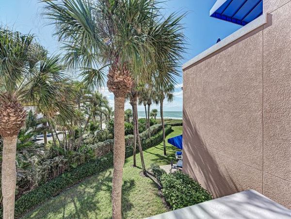 Longboat Key Beautifully Updated Two Bedroom Beachfront Condominium