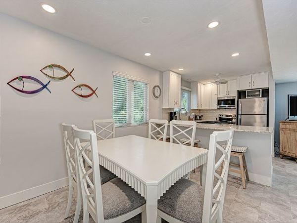 Longboat Key Beautifully Updated Two Bedroom Beachfront Condominium