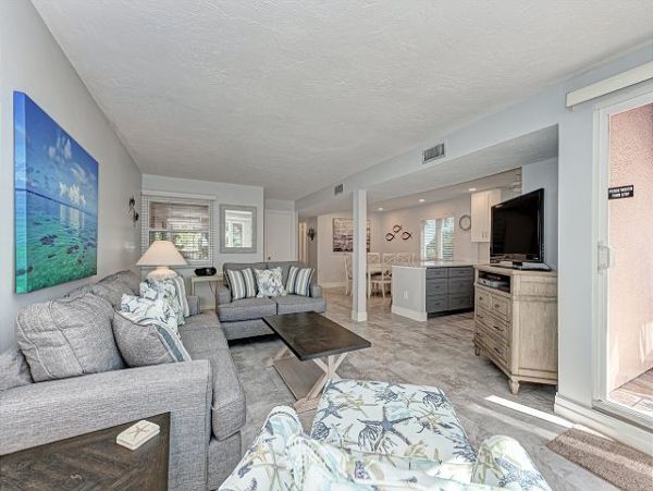 Longboat Key Beautifully Updated Two Bedroom Beachfront Condominium