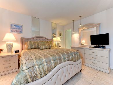 King Bed in Master Bedroom King Bed in Master Bedroom