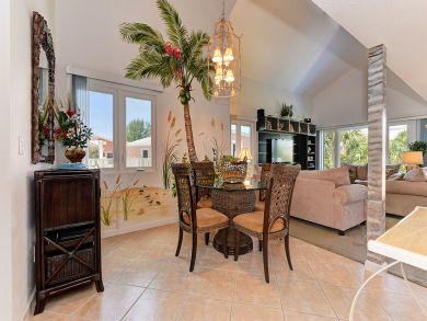 Dining Room Seats Four Dining Room Seats Four