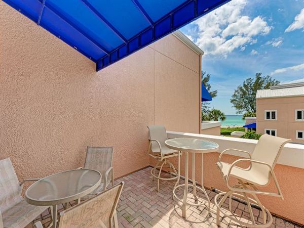 Longboat Key Beachfront Vacation Condo with Ocean Views