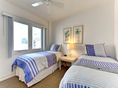 Second Bedroom with Twin Beds Second Bedroom with Twin Beds