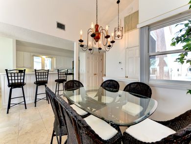 Dining Area Seats Four Dining Area Seats Four