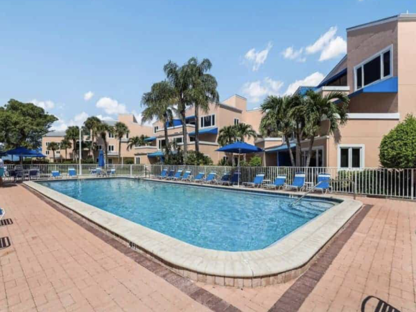 Longboat key Vacation Condo on the Beach