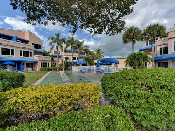 Gulf Front Longboat Key Vacation Condo Two Bedroom