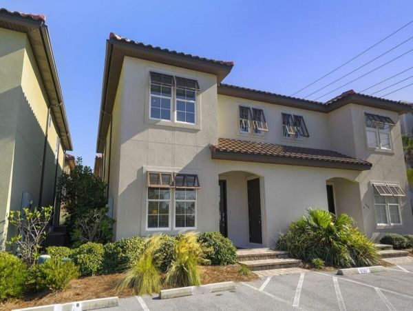 Luxury Four Bedroom Vacation Rentals