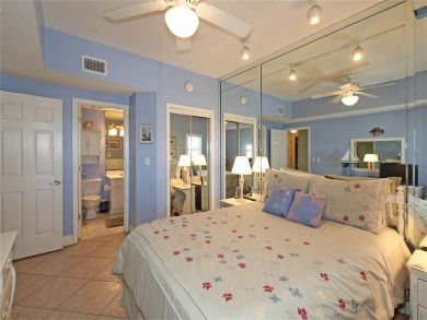 Bedroom - Queen bed