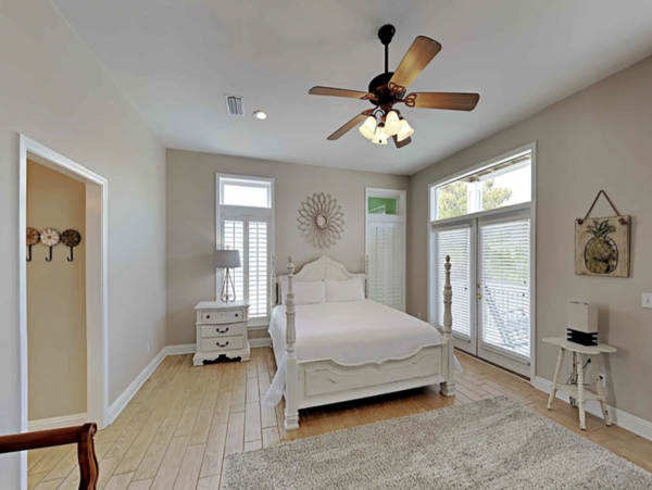 Six Bedroom Home Enjoy Gulf Breezes