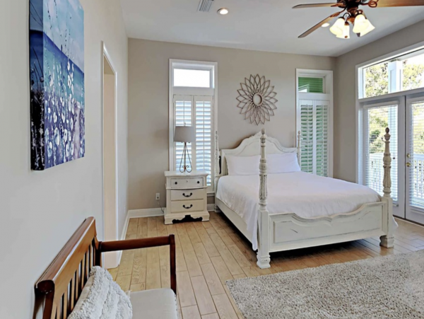 Six Bedroom Home Enjoy Gulf Breezes