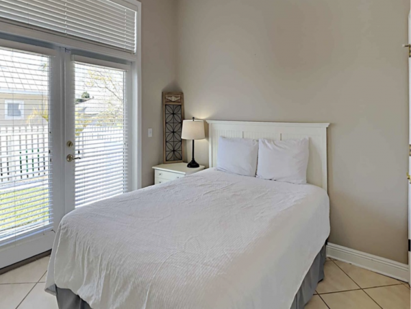 Six Bedroom Home Enjoy Gulf Breezes