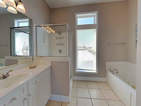Six Bedroom Home Enjoy Gulf Breezes