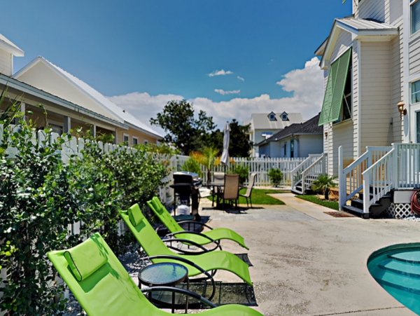 Six Bedroom Home Enjoy Gulf Breezes