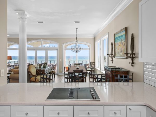 Stunning Five Bedroom Destin Beach Rental Sleeps 20