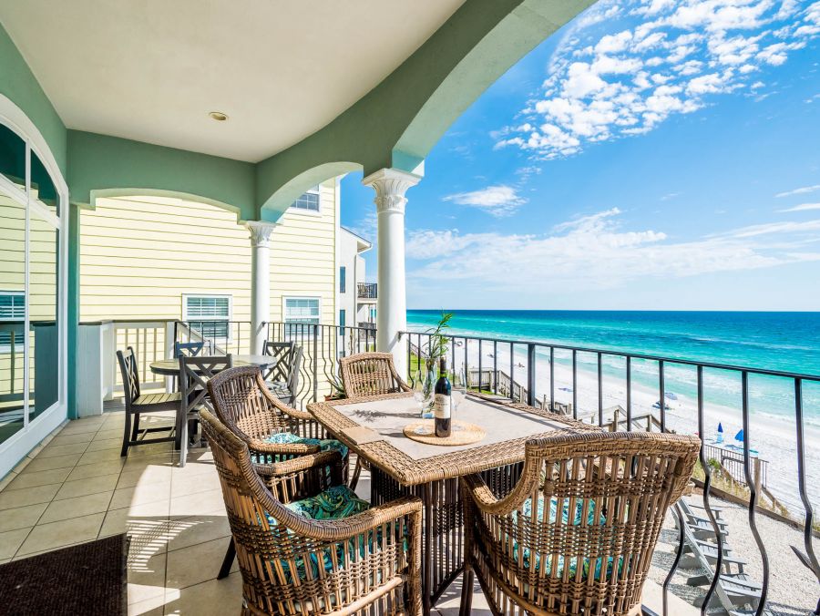 Stunning Five Bedroom Destin Beach Rental Sleeps 20
