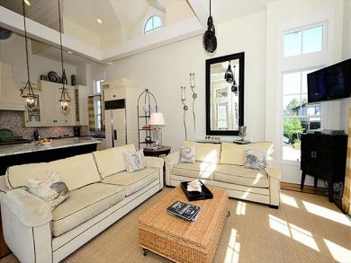 Second living area