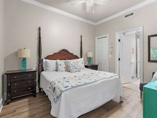 Stunning Four Bedroom vacation Home Beach front NEW ARRIVAL