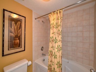 Okaloosa Island Rental with Three Bedrooms