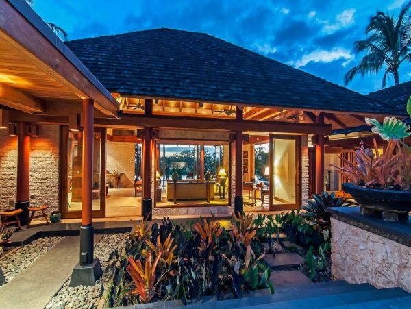 Luxury Wailea Maui Villa with Ocean Views and Infinity Pool