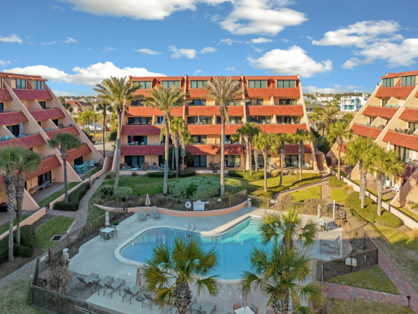 Destin Vacation Condo With Four Bedroom & Gulf Views