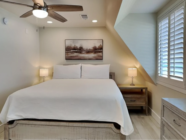 Destin Vacation Condo With Four Bedroom & Gulf Views