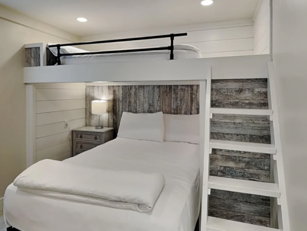 Destin Vacation Condo With Four Bedroom & Gulf Views