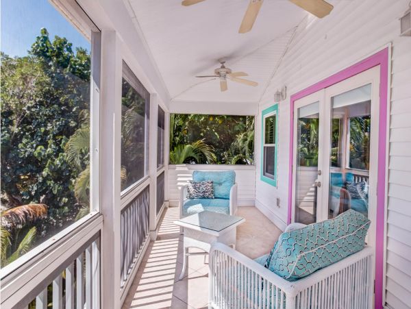 Three Bedroom Captiva Vacation Home with Private Pool