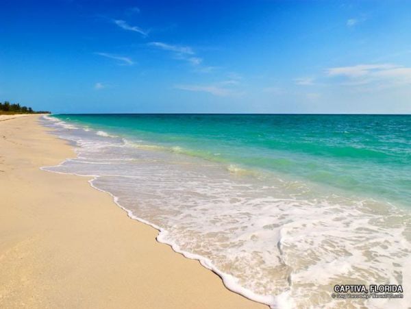 Three Bedroom Captiva Vacation Home with Private Pool