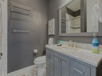 Destin 4 Bedroom Family Vacation Home with Pool Sleeps 18