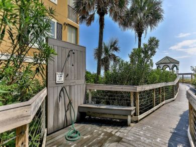 Destin 4 Bedroom Family Vacation Home with Pool Sleeps 18