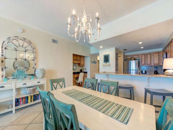 Luxury Beach Front Destin Rental Sleeps 8 Guests