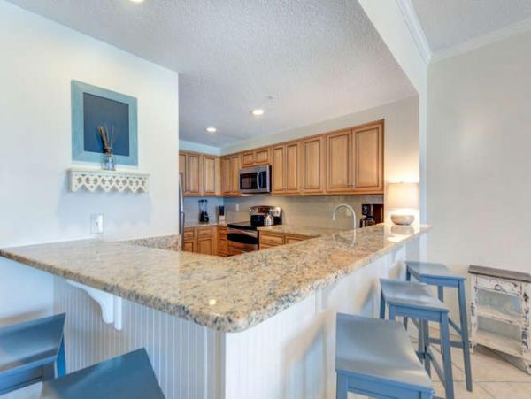 Luxury Beach Front Destin Rental Sleeps 8 Guests