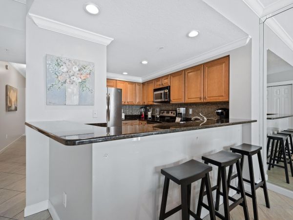 On Beach Destin Vacation Condo Three Bedrooms Gulf Views