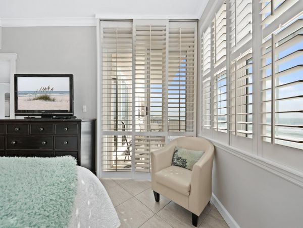 On Beach Destin Vacation Condo Three Bedrooms Gulf Views